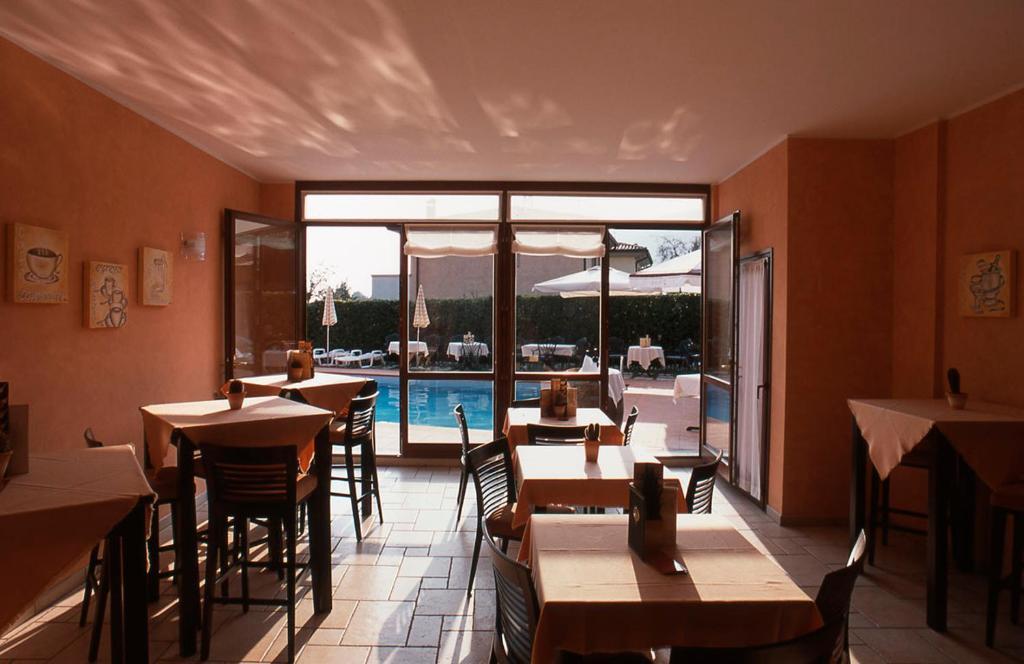 Hotel Villa Ca' Nova ***S Garda  Bagian luar foto